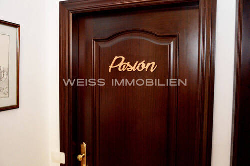 Eingangstür zum Zimmer - 