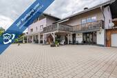 360°-Rundgang Außenansicht - Einfamilienhaus mit Einliegerwohnung und Geschäft-Laden Raum Hauzenberg Nähe Jahrdorf