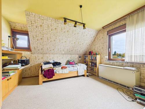 CAM05322G0-PR0015-STILL012.jpg - 