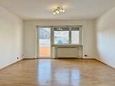 Wohnzimmer - Etagenwohnung mit 89,30 m&sup2; in Ingolstadt zum Kaufen