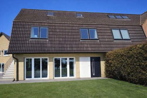 Bild 1 - *Courtagefrei* Bezugsfertiges Mehrgenerationenhaus in PI-Thesdorf