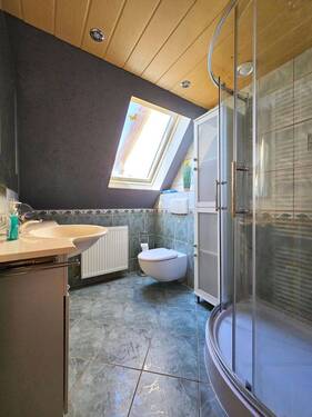 Wohnung II - Badezimmer - 