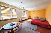 Wohnung III - Zimmer - 
