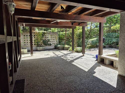 Überdachte Terrasse - 3 Zimmer Etagenwohnung zum Kaufen in Weil der Stadt