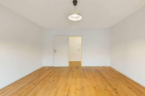 Wohnzimmer - 3 Zimmer Etagenwohnung in Köln