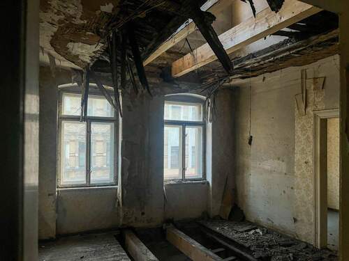 Zimmer - 4 Zimmer Mehrfamilienhaus, Wohnhaus in Gera