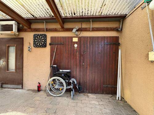 Garage 2 im Nebengebäude - 