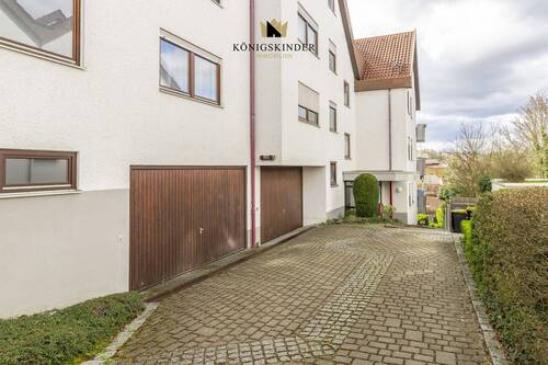 Tiefgaragenzufahrt - 