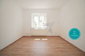 Wohnung mit 360° Rundgang - !! 1 Monat Kaltmietfrei !! gemütliche 2 Raum EG-Wohnung mit Tageslichtbad in Penig