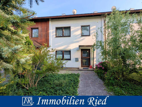 Haus - Charmantes Reihenmittelhaus mit viel Platz zur individuellen Wohngestaltung nahe dem Lerchenauer See