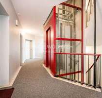 Gepflegtes Wohn- und Geschäftshaus mit Tiefgarage - Berlin Lichterfelde