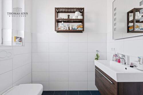 EG: Gäste-WC - Doppelhaushälfte mit 187,70 m&sup2; in Leingarten / Schluchtern zum Kaufen
