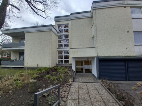 Gebäudeeingang - Etagenwohnung mit 52,50 m&sup2; in Berlin zum Kaufen