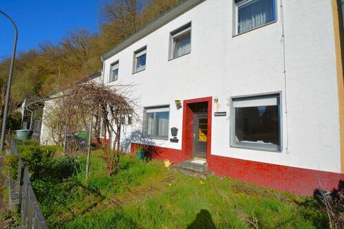 Mürlenbach 3.JPG - 4 Zimmer Mehrfamilienhaus, Wohnhaus in Mürlenbach