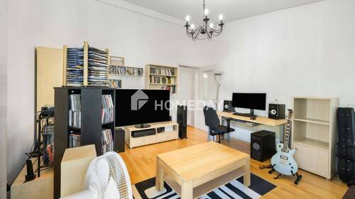 Wohnzimmer 2-1 - 2 Zimmer Etagenwohnung in Ottobrunn