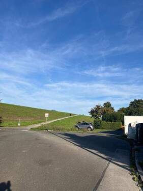 Sackstraße mit Weg zum Europakanal - 