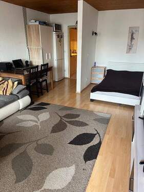 Wohn-Schlafzimmer - Bild 2 - Etagenwohnung mit 34,00 m² in Nürnberg zum Kaufen