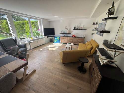 Wohnbereich - 4 Zimmer Etagenwohnung in Hamburg