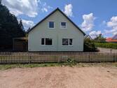 Seitenansicht - 5 Zimmer Einfamilienhaus in Celle
