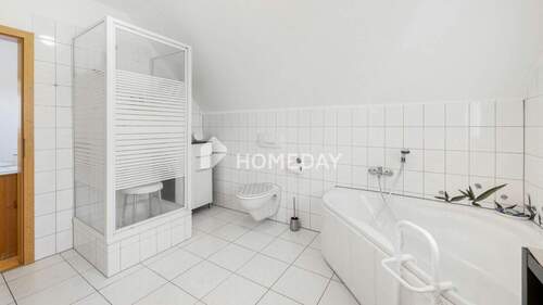 1. OG Badezimmer 1 - 