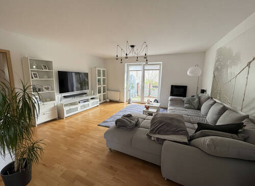 Wohnzimmer - Etagenwohnung mit 119,00 m&sup2; in Braunschweig / Gliesmarode zum Kaufen