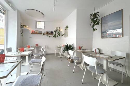 Gewerbeeinheit - 9 Zimmer Mehrfamilienhaus, Wohnhaus in Heilbronn