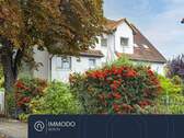 Außenansciht des Hauses - ?? Traumhafte 3-Zimmer-Maisonette im Grünen - lichtdurchflutet, sonniger Westbalkon & ruhige Lage