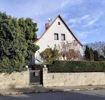 Kleines freistehendes EFH auf großem Grundstück - Weimar Tiefurt