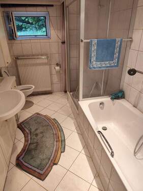 Bad im Kellerbereich - 