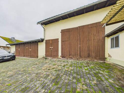 CAM05322G0-PR0017-STILL004.jpg - 6 Zimmer Mehrfamilienhaus, Wohnhaus in Weilmünster