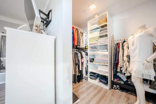 Begehbarer Kleiderschrank - 