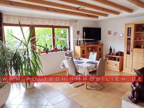 Wohnzimmer - 5 Zimmer Einfamilienhaus in Harth-Pöllnitz