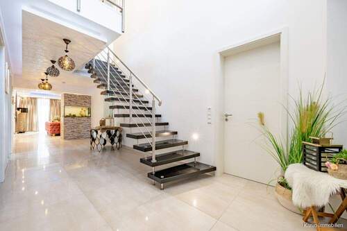 Eingangsbereich - 6 Zimmer Einfamilienhaus in Hannover / Isernhagen-Süd