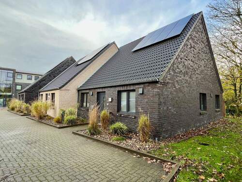 Außenansicht - 3 Zimmer Reihenendhaus zum Kaufen in Bredstedt