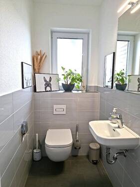 Das Gäste-WC im EG - 