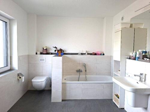 Das Badezimmer im OG - 