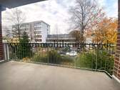 Balkon Mitte - Etagenwohnung mit 72,20 m² in Norderstedt zur Miete