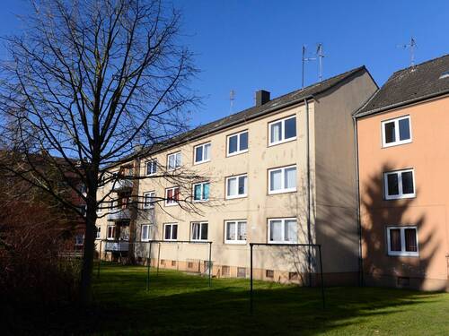 Hausansicht - Etagenwohnung mit 55,70 m² in Gelsenkirchen zur Miete