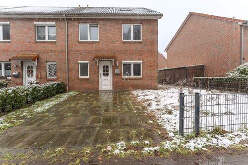Vorgarten - 5 Zimmer Reihenendhaus zum Kaufen in Bremen