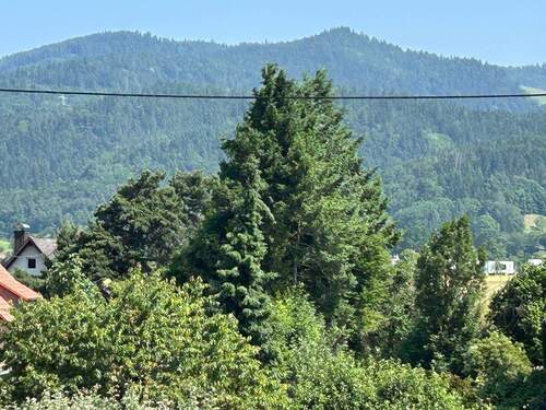 Ausblick - SOFORTBEZUG attraktive DG Wohnung mit Weitblick