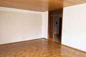 Wohnzimmer - 2 Zimmer Etagenwohnung in Stuttgart