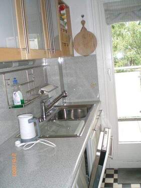 Küche, Terrassenzugang - 3 Zimmer Etagenwohnung in Hamburg - Winterhude