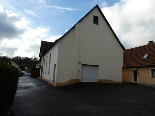 2025_H-321_5.jpg - Einfamilienhaus mit 200,00 m&sup2; in Himmelkron zum Kaufen