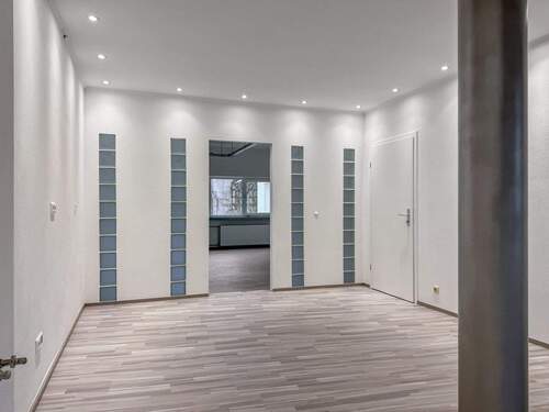 Küche (aktuell mit Durchgang zum Büro) - 