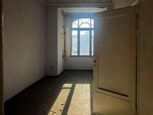 Zimmerdetail - 2 Zimmer Mehrfamilienhaus, Wohnhaus in Altenburg