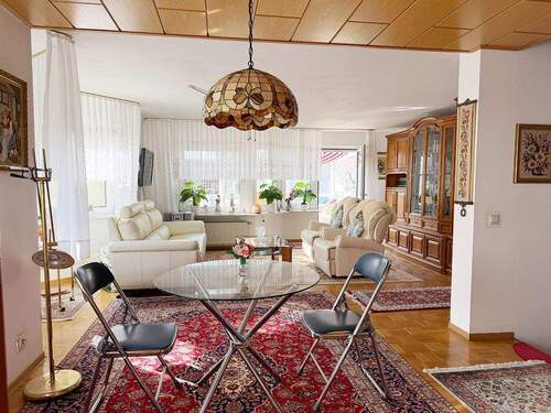 Essen/Wohnen - Reihenendhaus mit 142,00 m&sup2; in Renningen / Malmsheim zum Kaufen