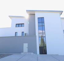 Repräsentative Büroflächen - hochwertig und modern für Agenturen, Rechtsanwälte und Steuerberater - Freiberg am Neckar Geisingen