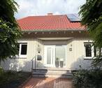 Hauseingang - Luxuriöses Einfamilienhaus mit Garten, Wintergarten und Sauna in Paderborn