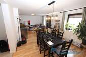 Wohn- und Esszimmer - 4 Zimmer Doppelhaushälfte zum Kaufen in Plattling
