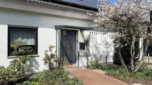 Eingang - 5 Zimmer Einfamilienhaus zum Kaufen in Eriskirch